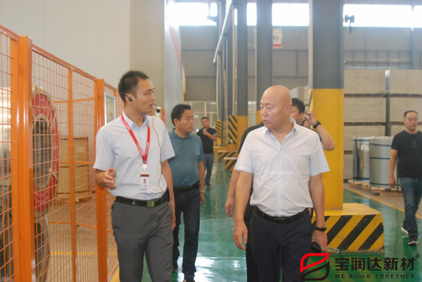 寶潤達聚氨酯夾芯板